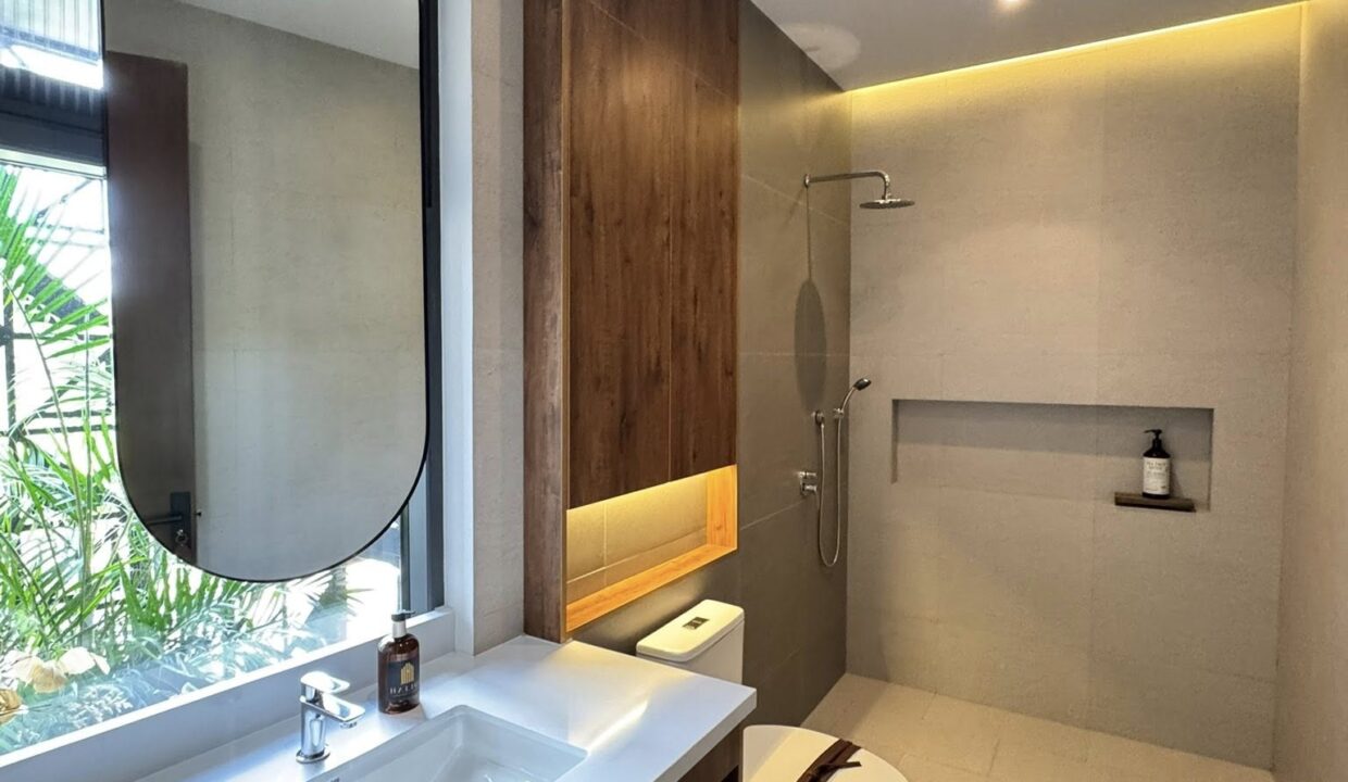 567715769_10240313200385761_2580885541405185371_n