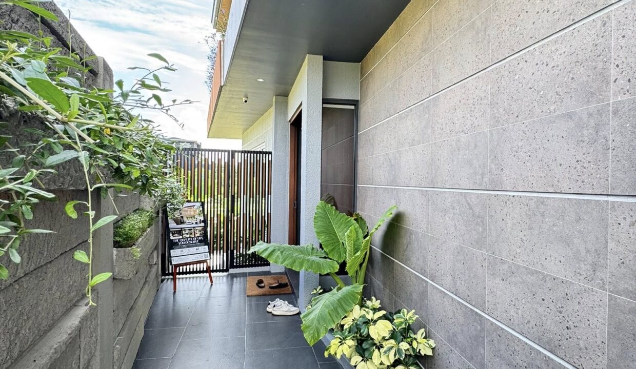 569310758_10240313209185981_4432551419285919434_n