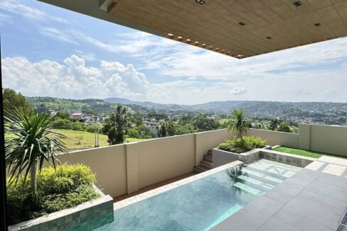 569381053_10240313220146255_3967318735927829837_n