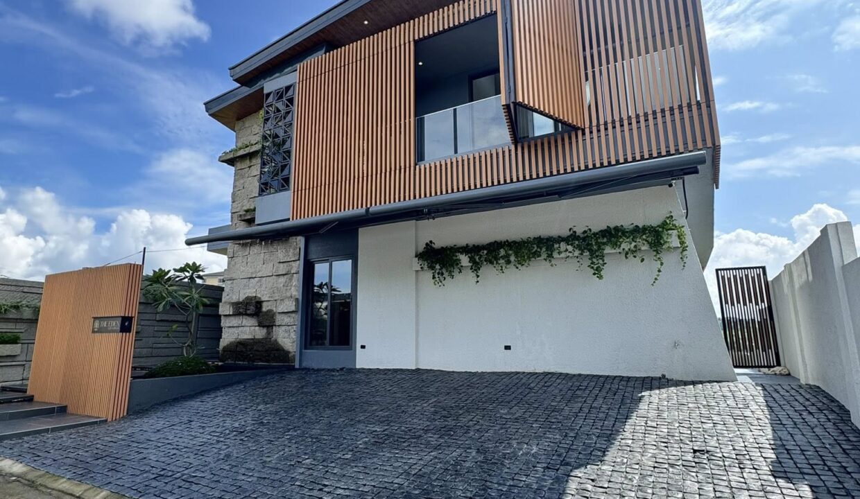 570529310_10240313219346235_5292635475835806375_n