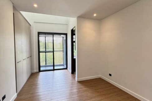 570892627_10240313215146130_2430558258779559929_n