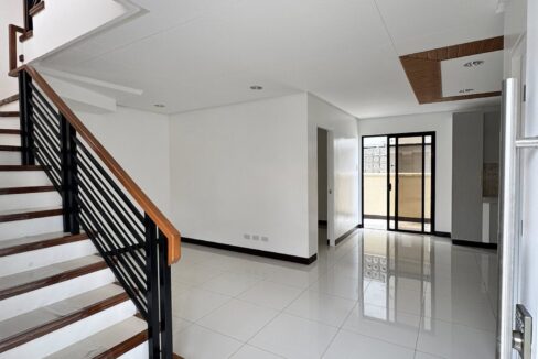 571513146_10240442935589060_262461760723268758_n