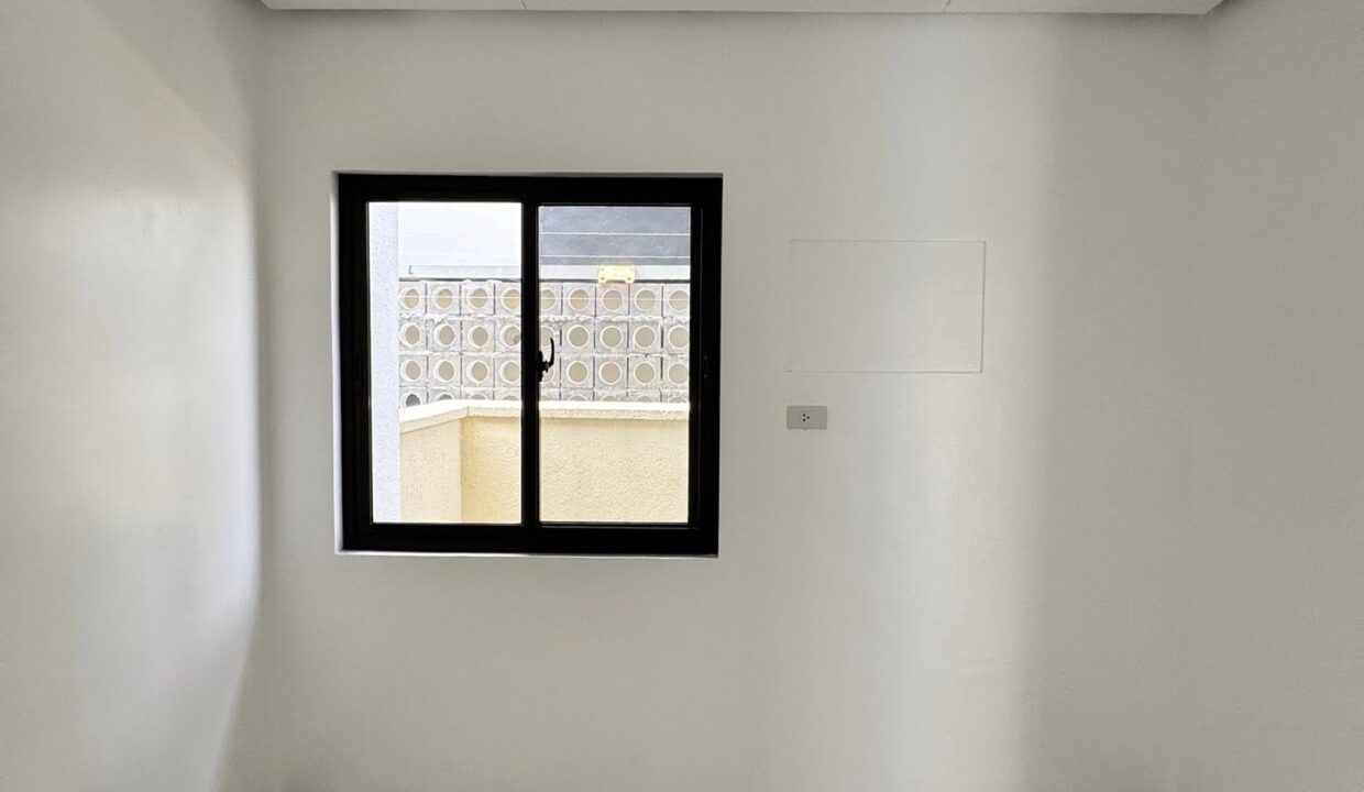 573858352_10240442967949869_1186347357407634244_n