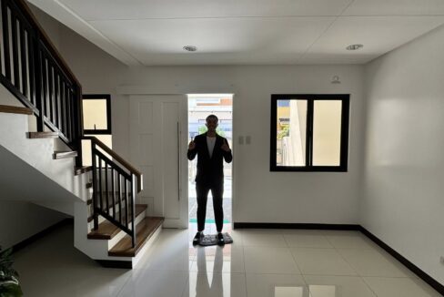 573585353_10240468916078556_4183209912981481490_n