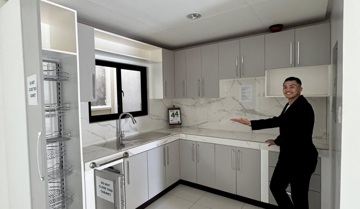 574472587_10240468886397814_3236229281824063256_n