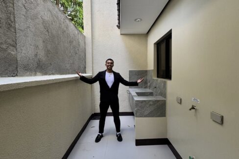 574819721_10240468915398539_6271199392822177174_n