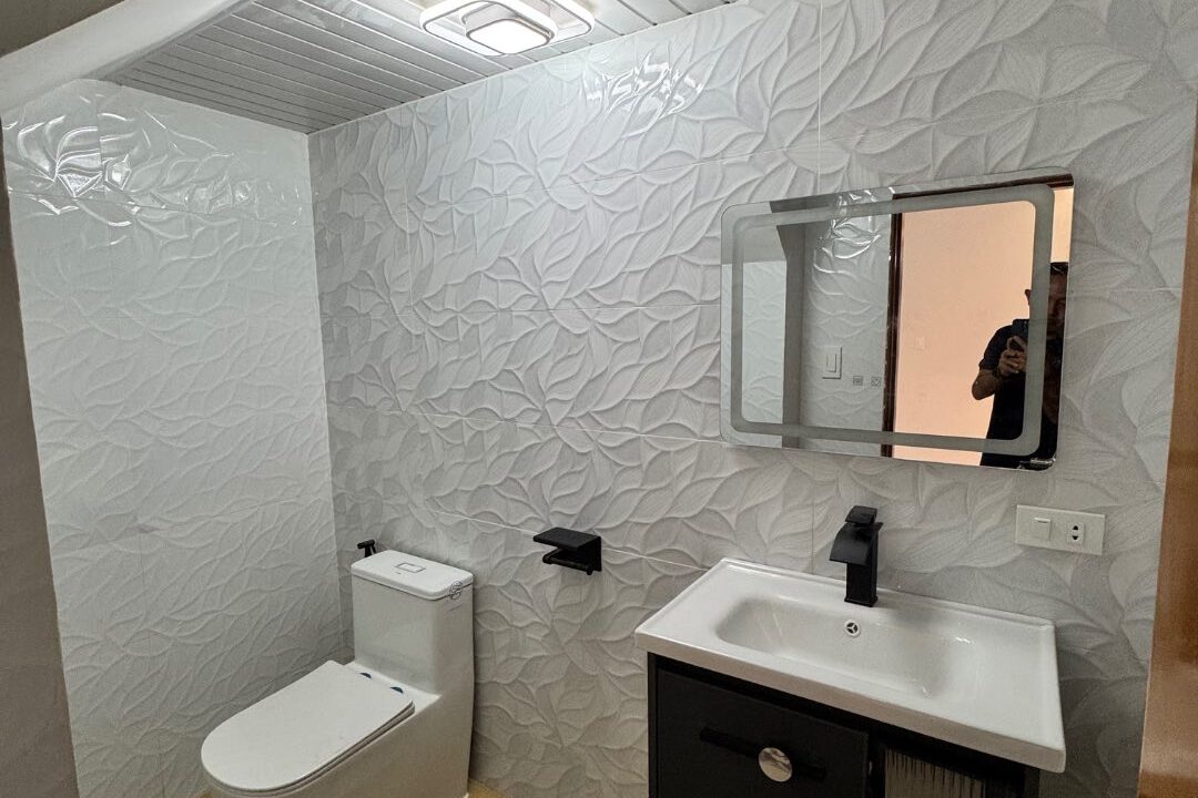 579510677_10240540716153513_5002647870456548295_n