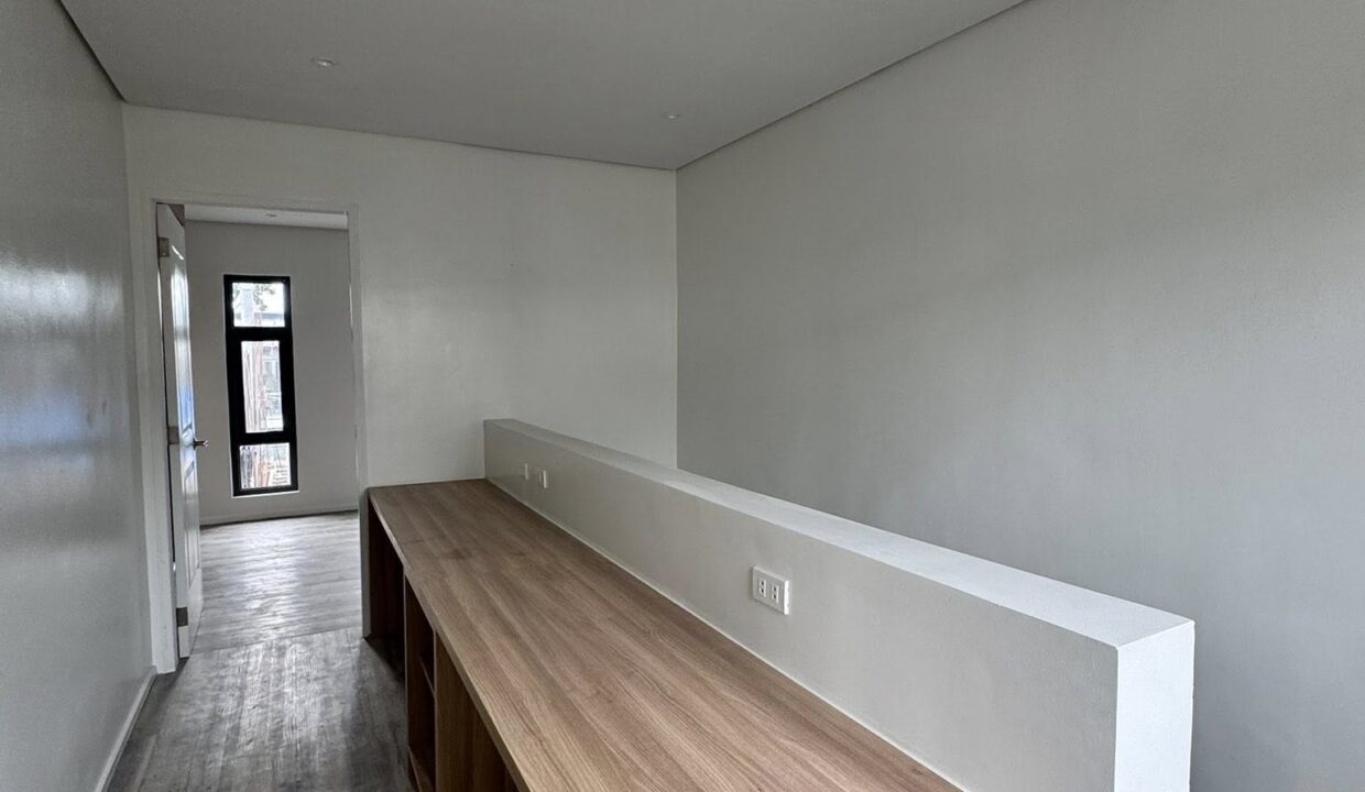 580085941_10240637530533812_5063612916510523246_n