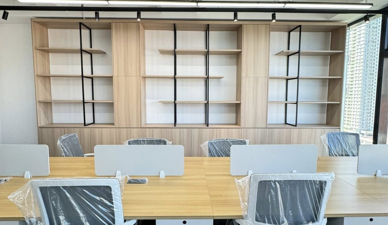 580537247_10240677421411059_3186761584312072661_n