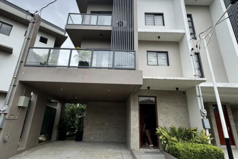 581418016_10240637515453435_2544568172254690727_n