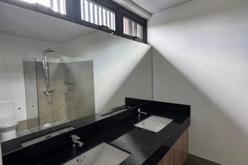 581936290_10240637529333782_7269178619676557460_n