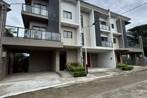 581954035_10240637526693716_6431686776752867288_n