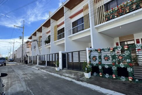 581957635_10240691199195495_4024080894440808049_n