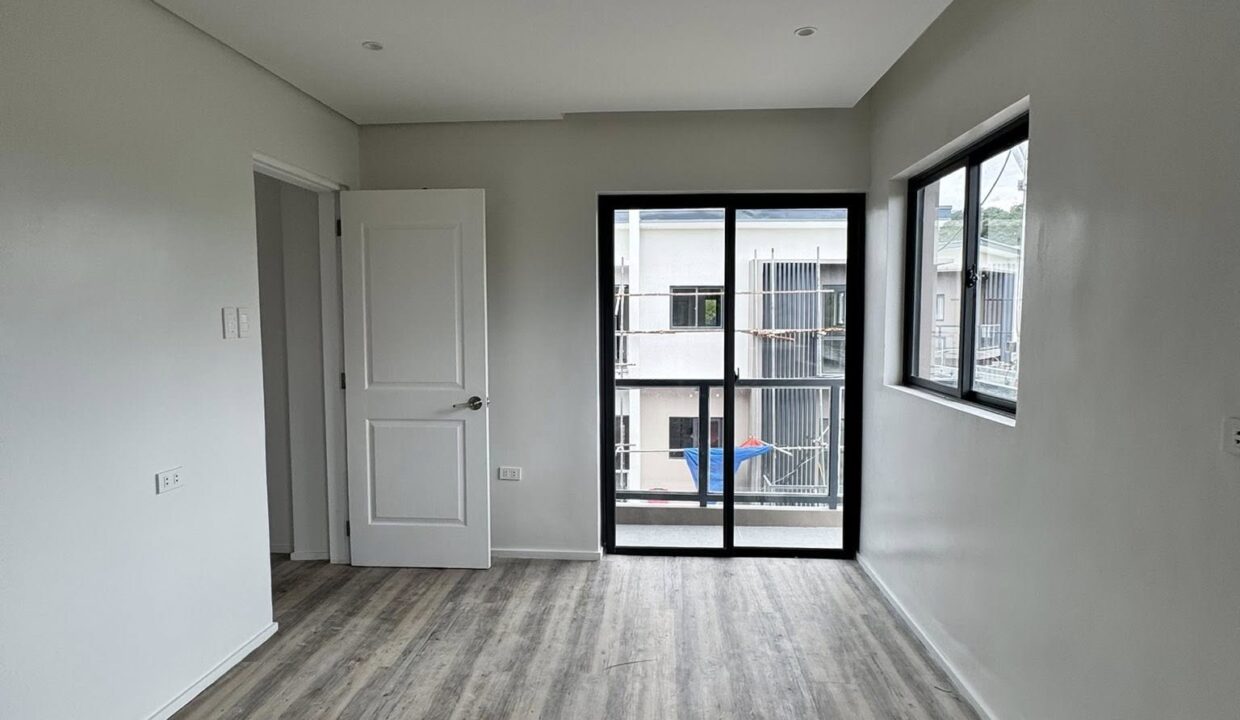 581960714_10240637512173353_3432654995839255785_n