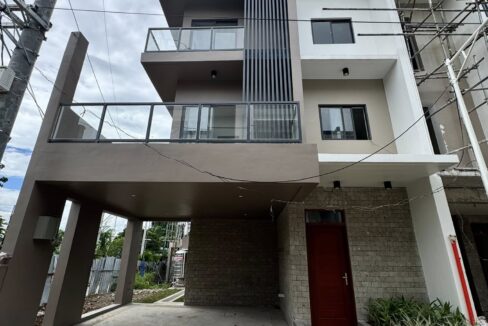 581964037_10240637483332632_7299162861364074373_n