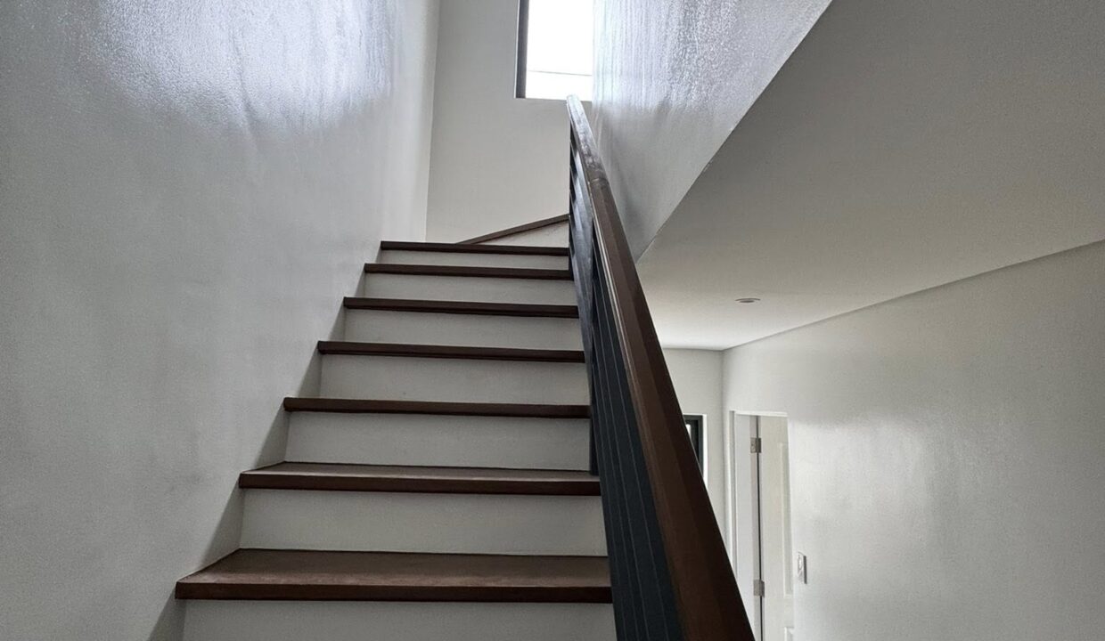 582657166_10240637495132927_8482810637530641804_n