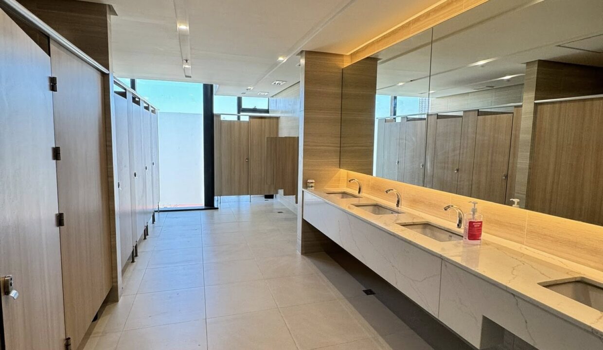 582809379_10240677412730842_2706087246349612836_n