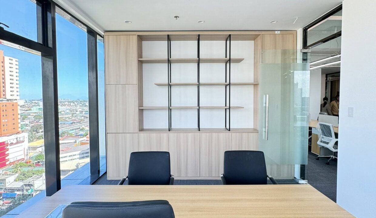 583259861_10240677420611039_2538639259112842474_n