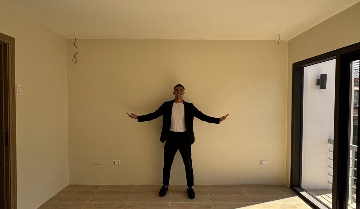 584526872_10240691201435551_812006482961039448_n