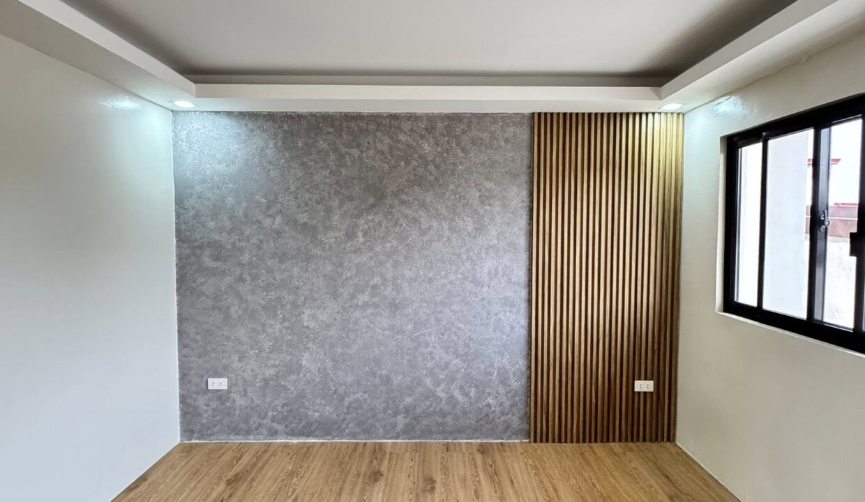 584531559_10240717902783068_8039683183349809109_n