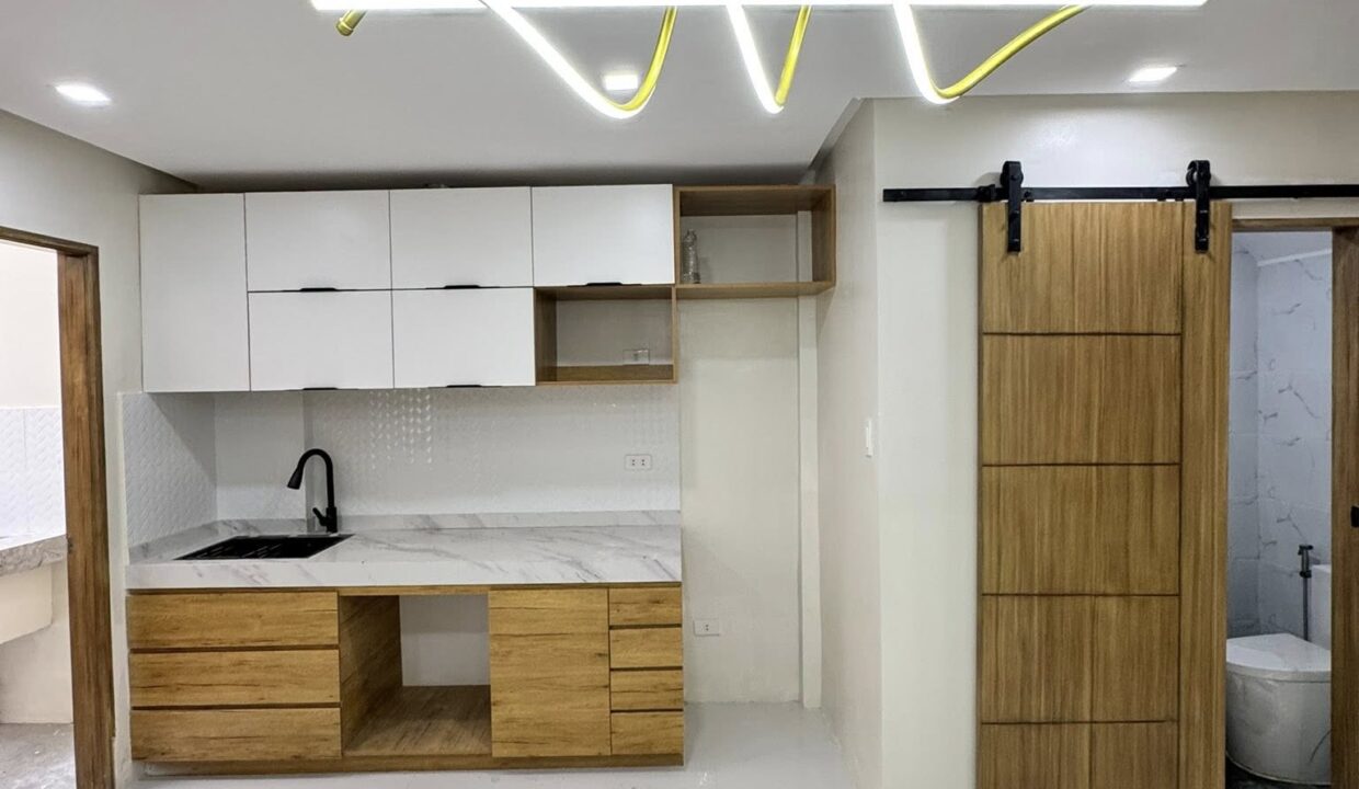 584616068_10240717924903621_124028042152576861_n