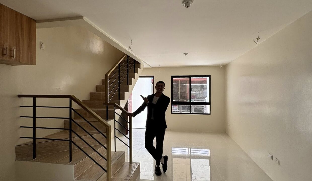 584684663_10240691206475677_7581671041177057557_n