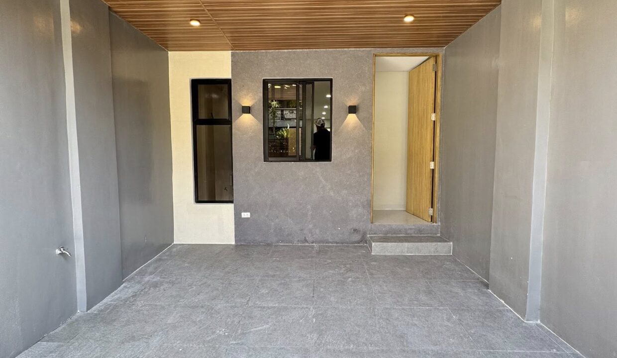 584782280_10240717927063675_9212873675845137632_n