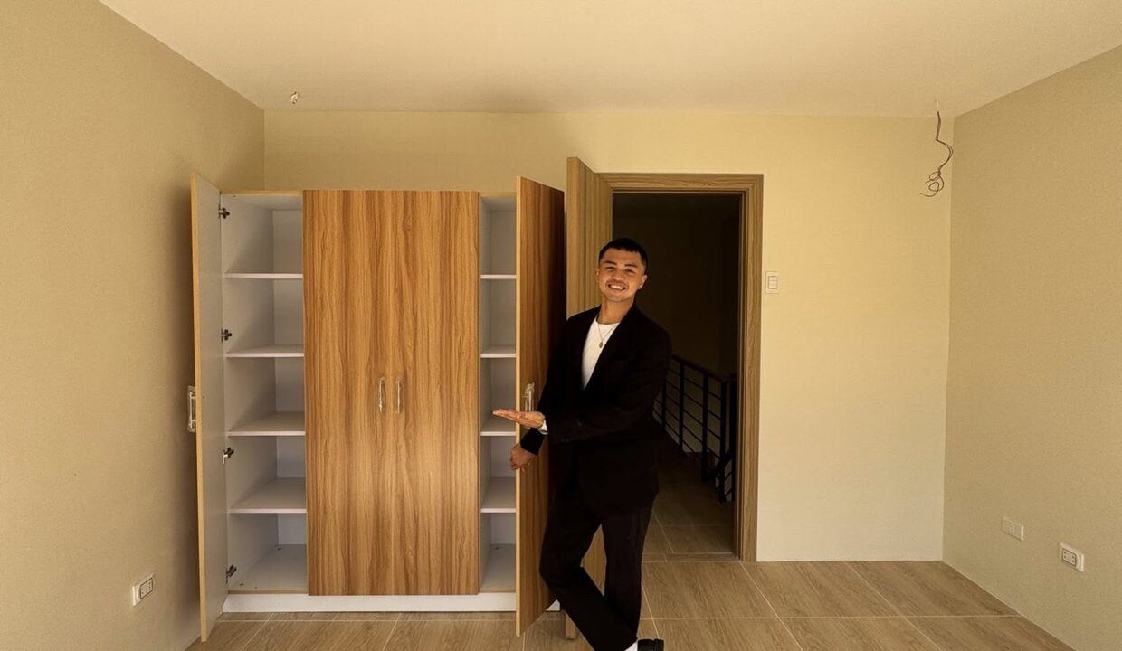 584874269_10240691206555679_3248687302378599900_n