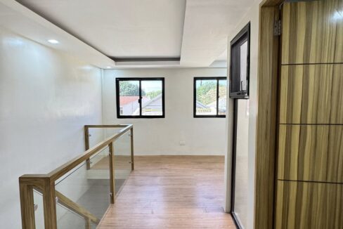 584898138_10240717906063150_7880480141023536496_n