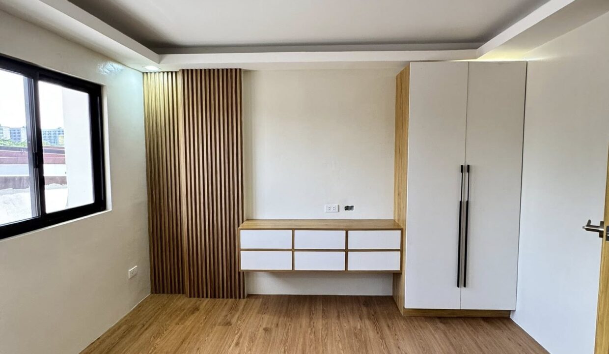 586188708_10240717910143252_697828496983493522_n