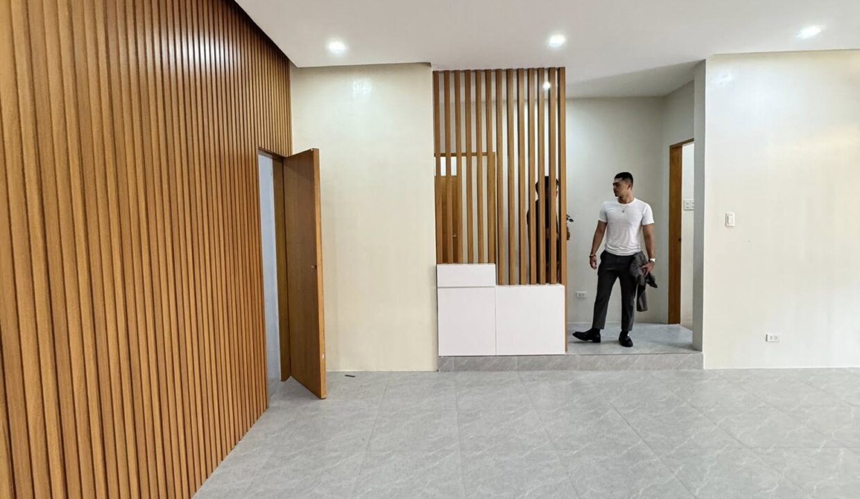 586210886_10240786496657872_7470151933529145228_n