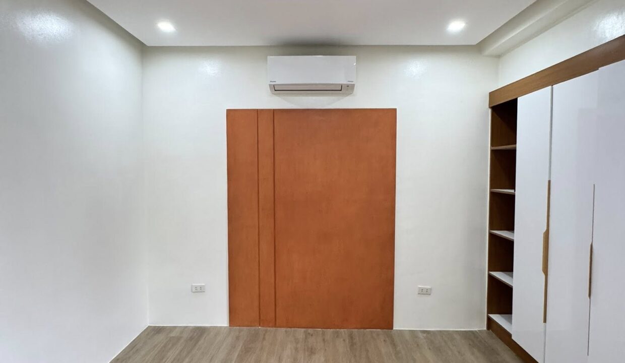 586419407_10240786493697798_3416892568668491313_n