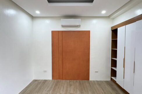 586419407_10240786493697798_3416892568668491313_n