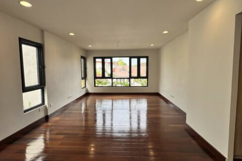 586626017_10240800095957846_4154983573616449320_n