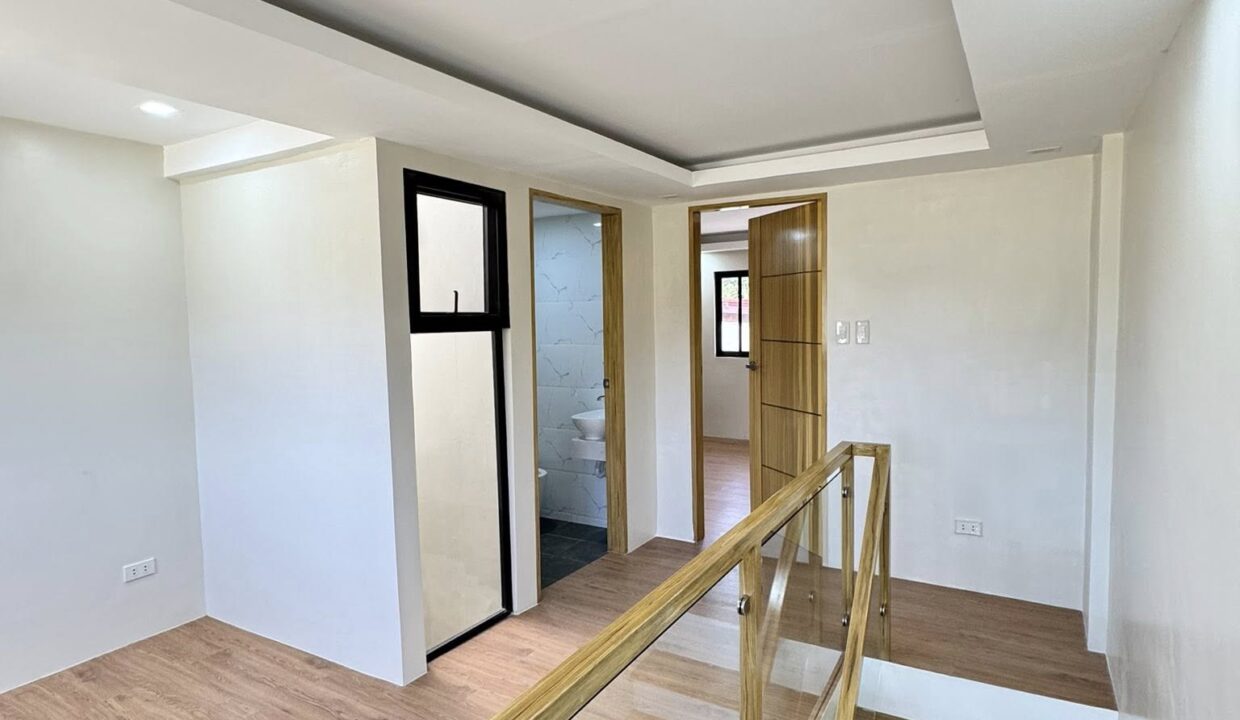 586713824_10240717906703166_3260459962358068696_n