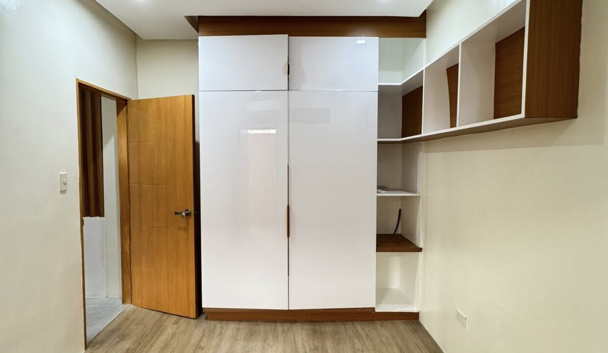 586728835_10240786482497518_1999875307852502527_n