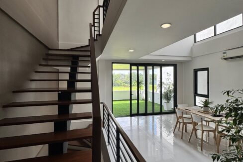 586996436_10240800066557111_6202853197544675092_n