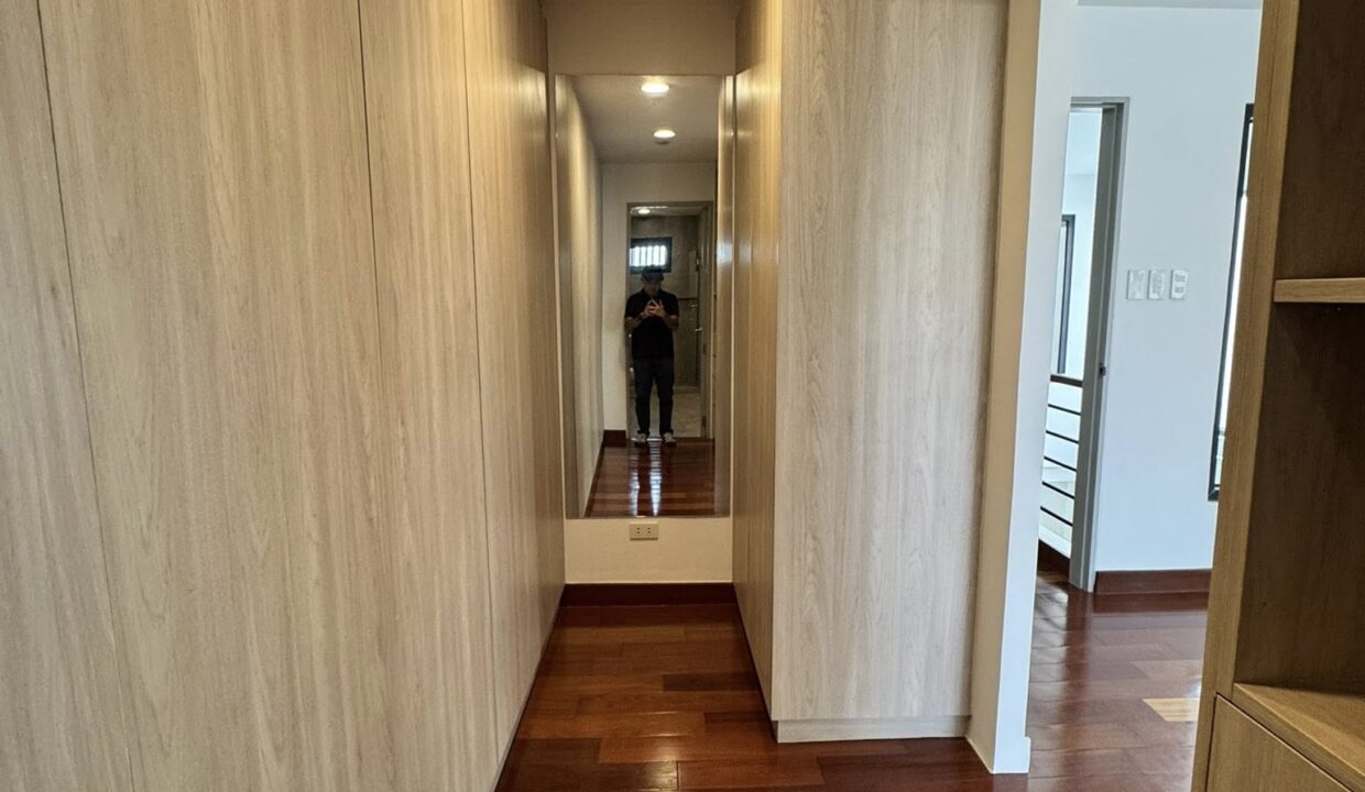 587795358_10240800099757941_2808121006632855843_n