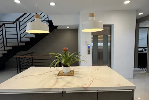 588460380_10240800092277754_937250641103467403_n