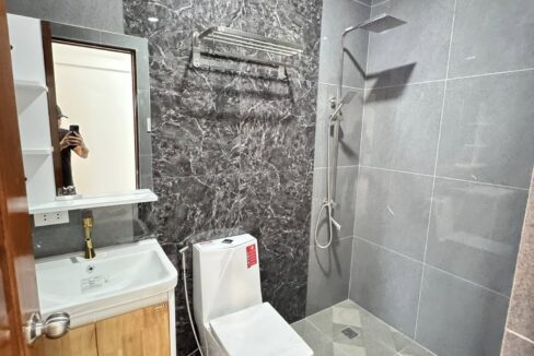 589854562_10240842300532934_6171665418138677740_n