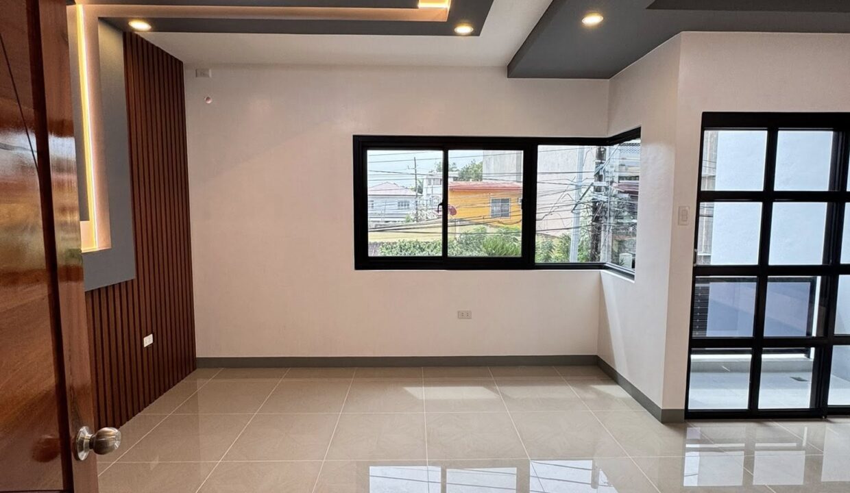 590058814_10240842319533409_872153678974303062_n