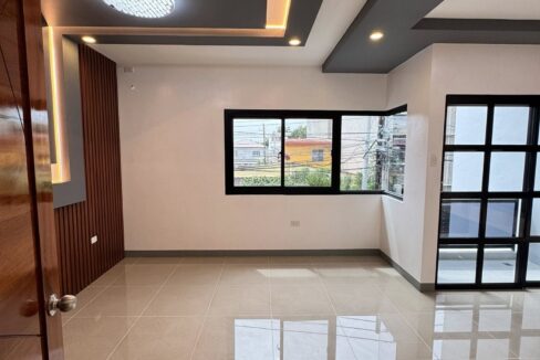 590058814_10240842319533409_872153678974303062_n