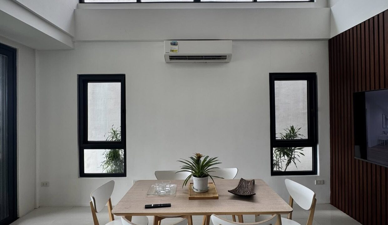 590237784_10240800084837568_9216389969182951056_n