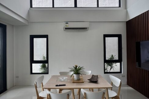 590237784_10240800084837568_9216389969182951056_n