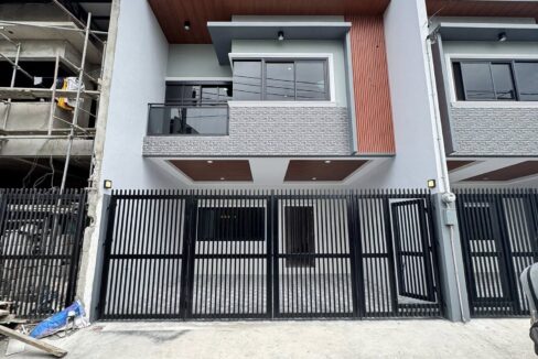 590261340_10240842308213126_1929326655213546746_n