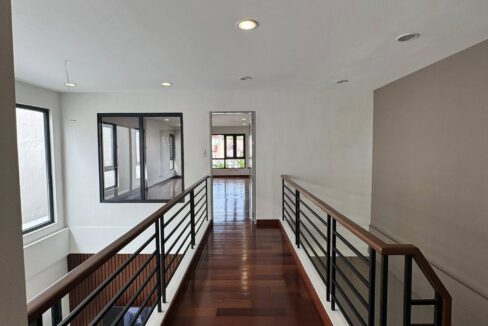 590607363_10240800063637038_1140649666617875020_n