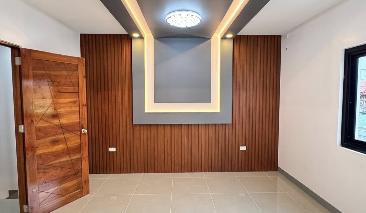 590714167_10240842291092698_4627716691197889459_n