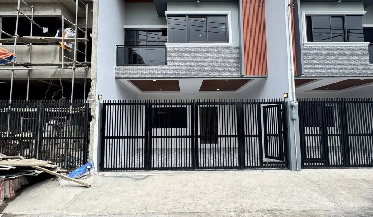 591952060_10240842293252752_8096194584063778155_n