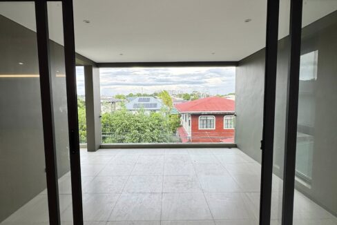 590573689_1314353224066600_4797676914289189936_n