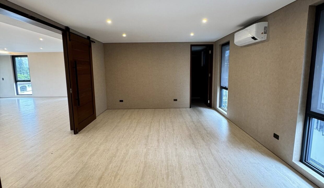 593270897_1314358410732748_202570455926534092_n